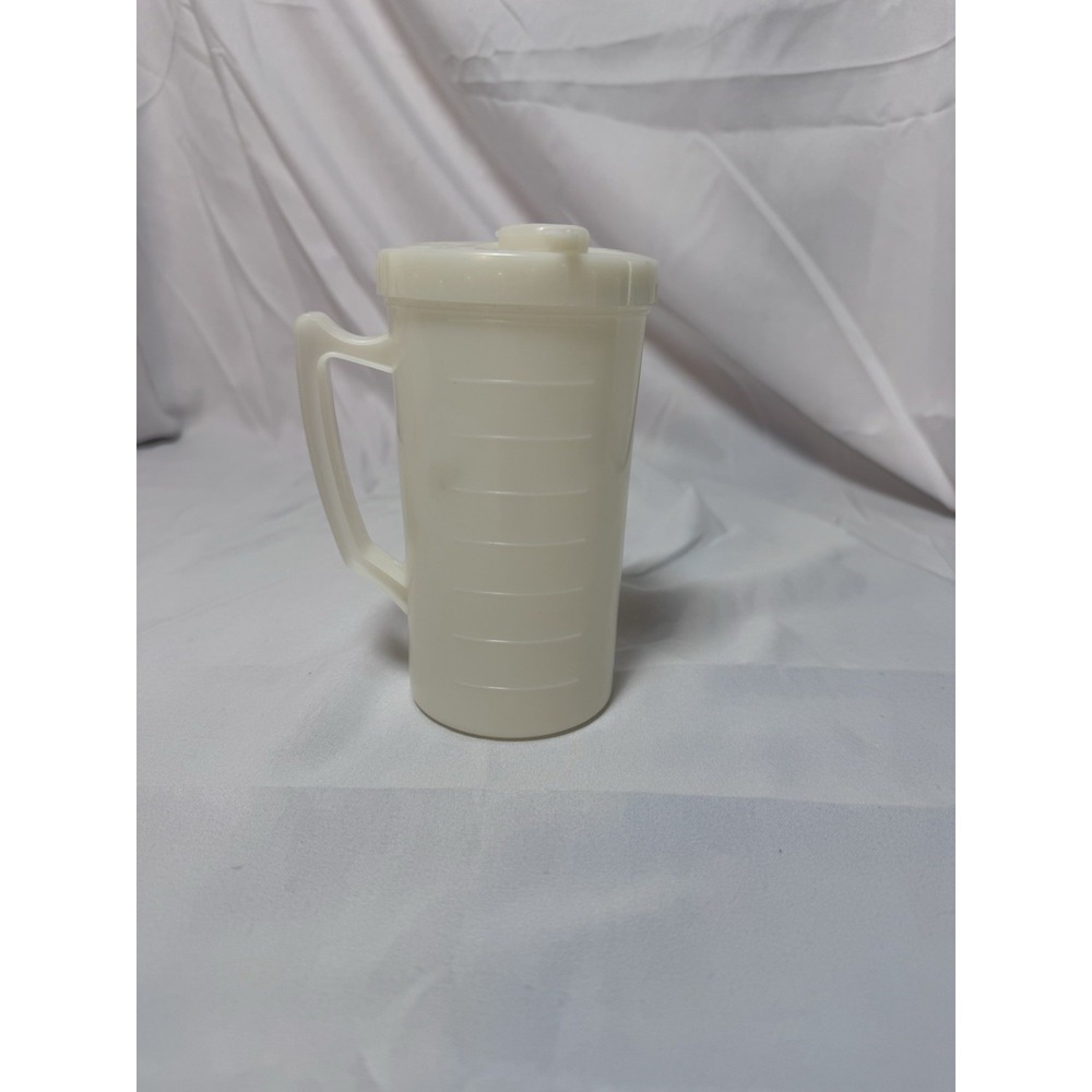 Republic Freezette Vintage Measuring Cup Pitcher Twist Top Lid 2 Cup Spout #183
